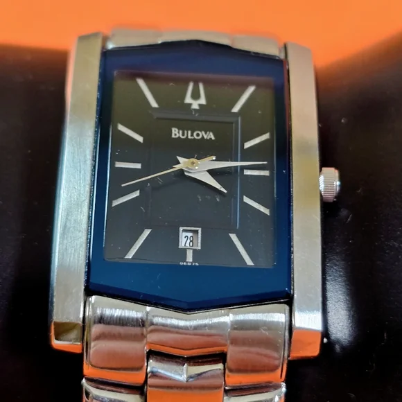 ✨️Bulova✨️ Classic Blue Dial Watch - Picture 4 of 11